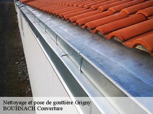 Nettoyage et pose de gouttière grigny-69520 BOUHNACH Couverture